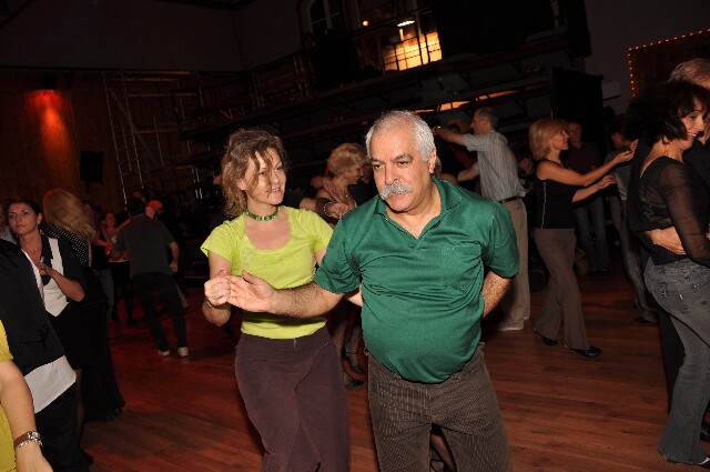 min 2009 11 29 station danse 247